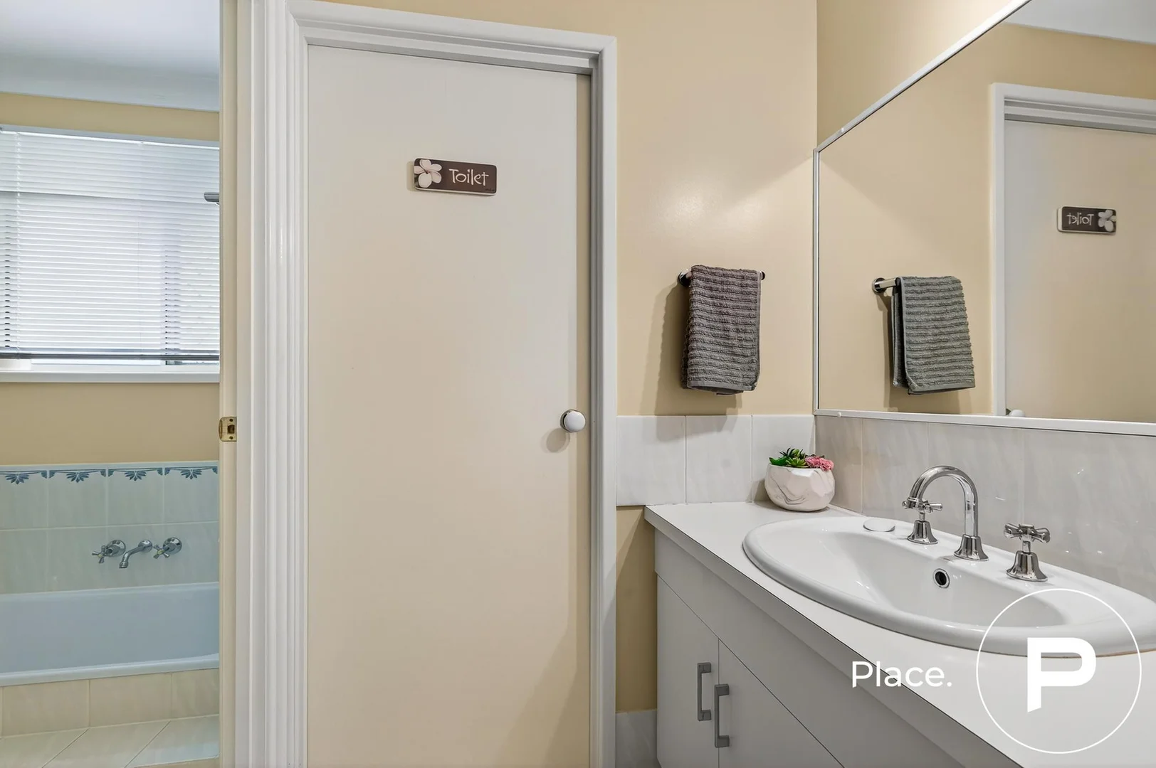 Additional image 13 of 102 Hall Road, Elimbah QLD 4516