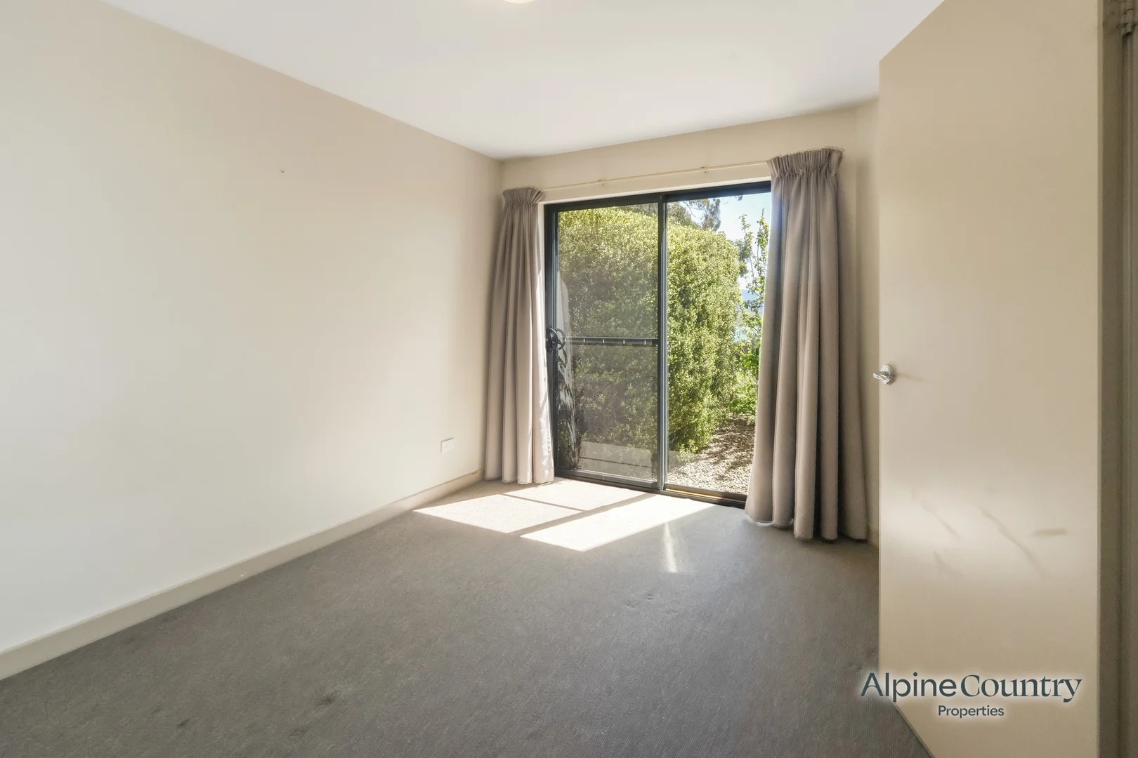 Additional image 13 of 2/18 Nettin Circuit, Jindabyne NSW 2627