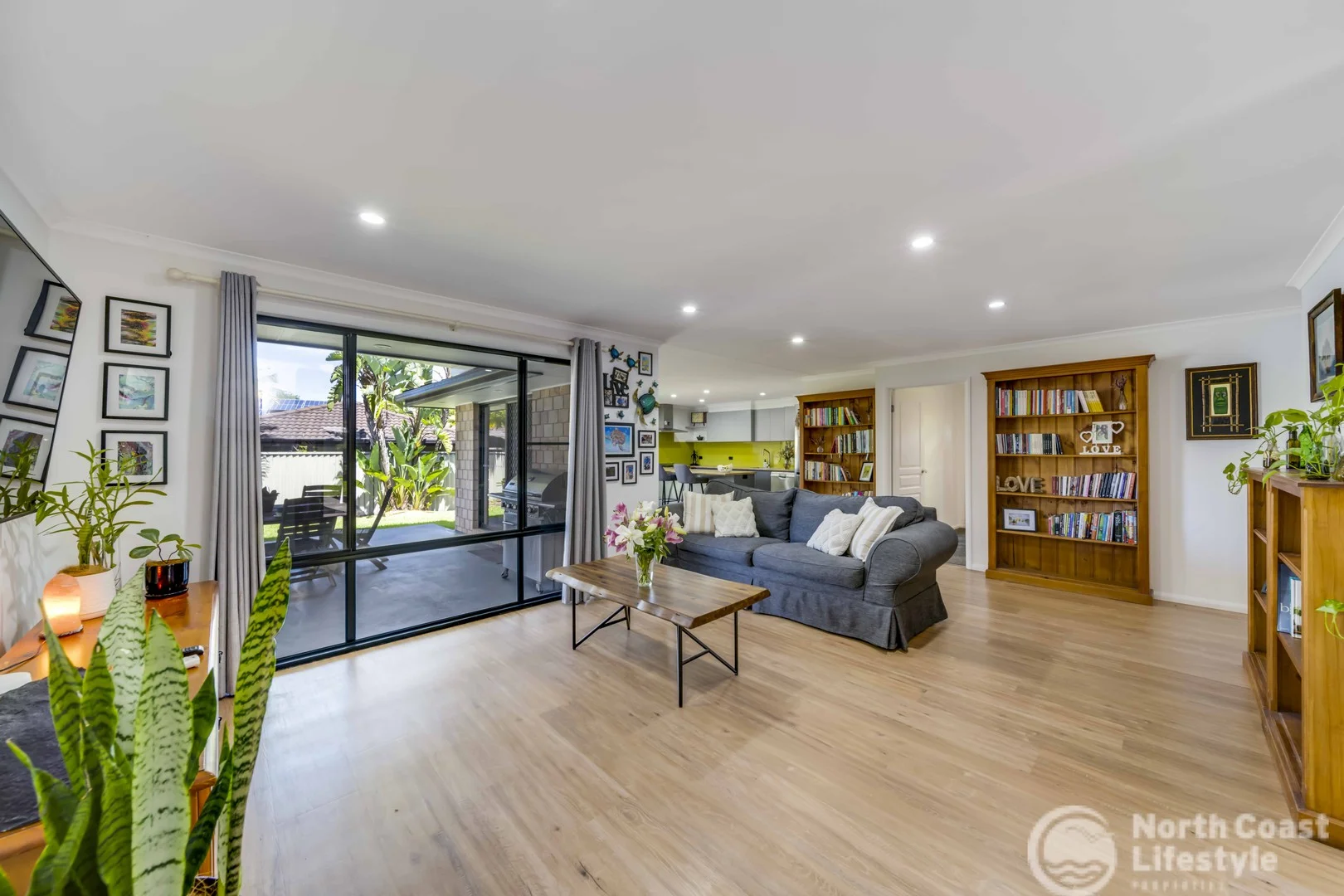 1A Kulgun Court, Ocean Shores NSW 2483