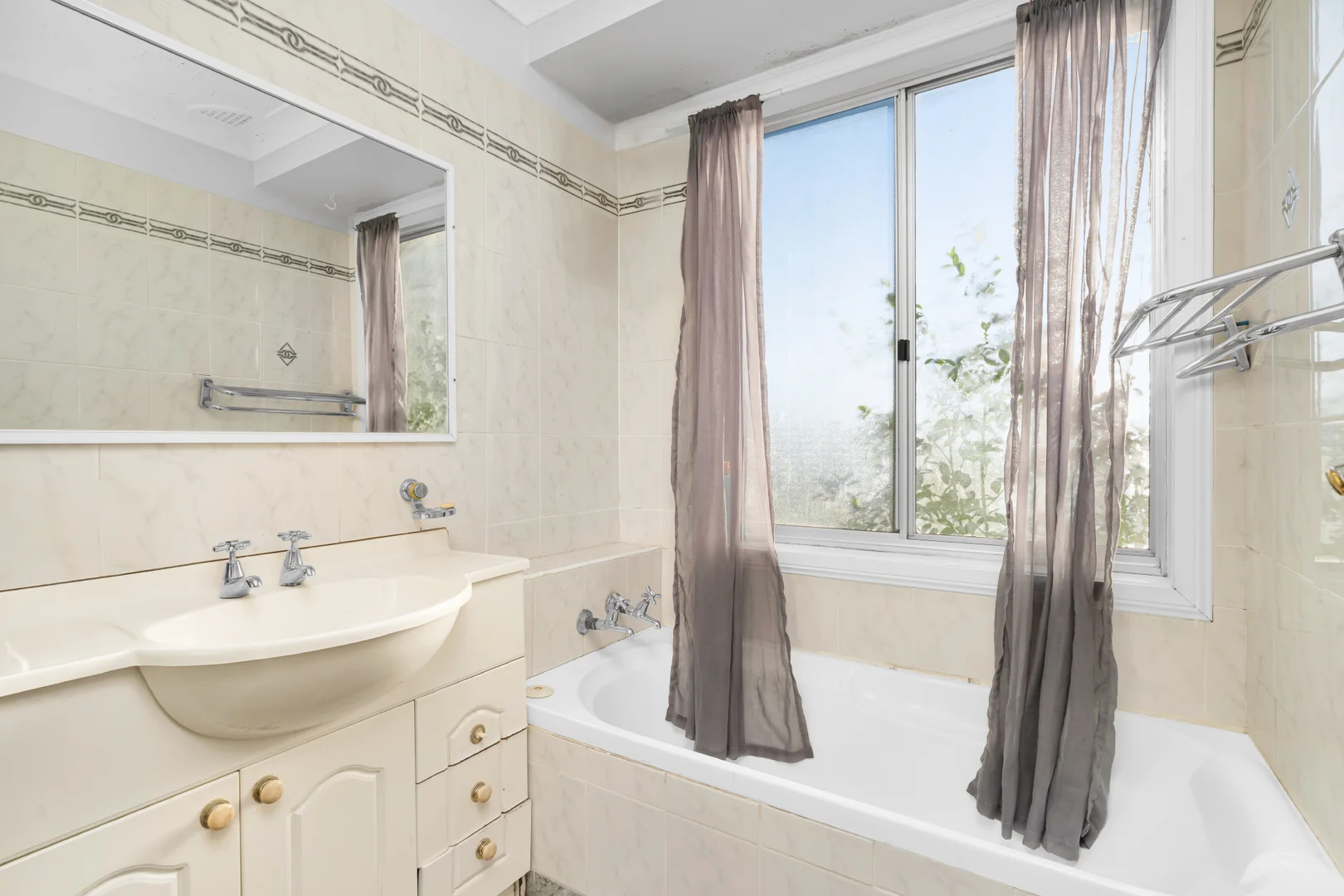 Additional image 8 of 26 Zeolite Place, Eagle Vale NSW 2558