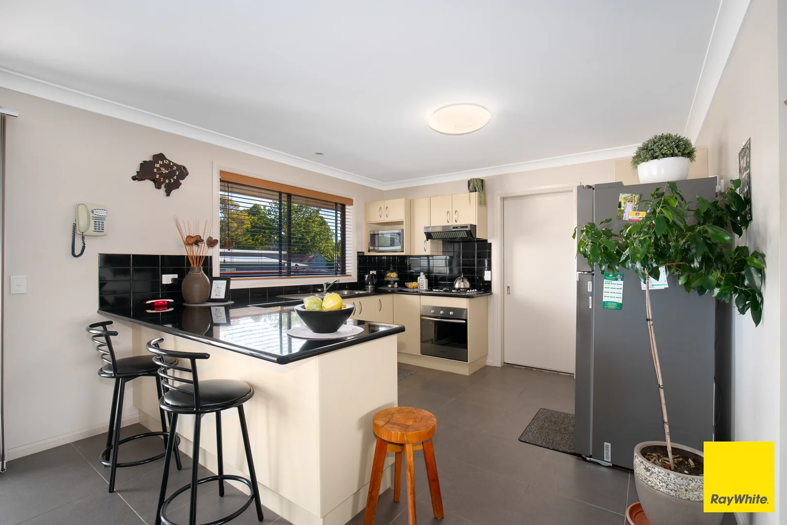 Additional image 2 of 5 Coventry Street, Guyra NSW 2365