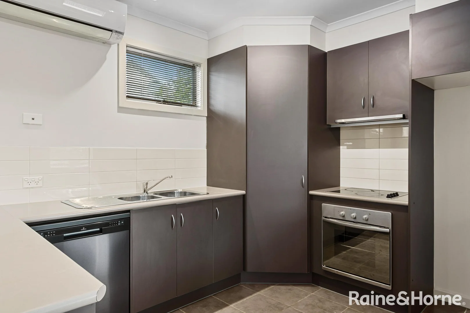 Additional image 4 of 6/1-5 Rodney Street, Gisborne VIC 3437