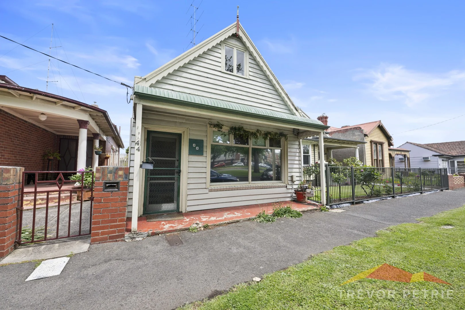 44 Victoria Street, Ballarat East VIC 3350
