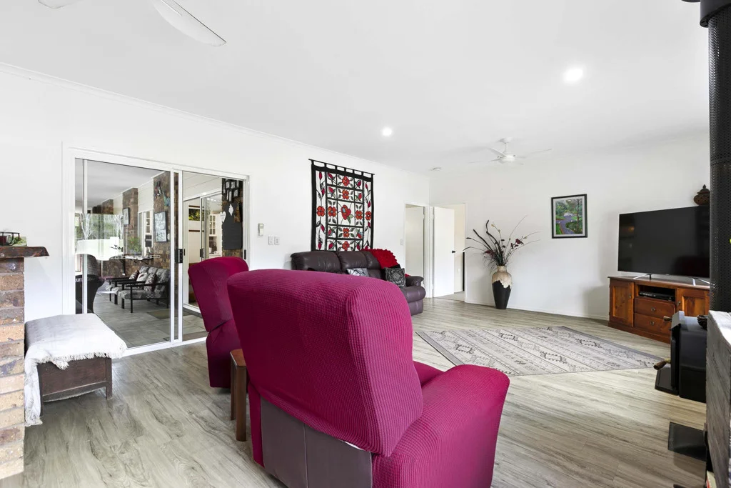 Additional image 21 of 51 Old Coach Road, Oakhurst QLD 4650