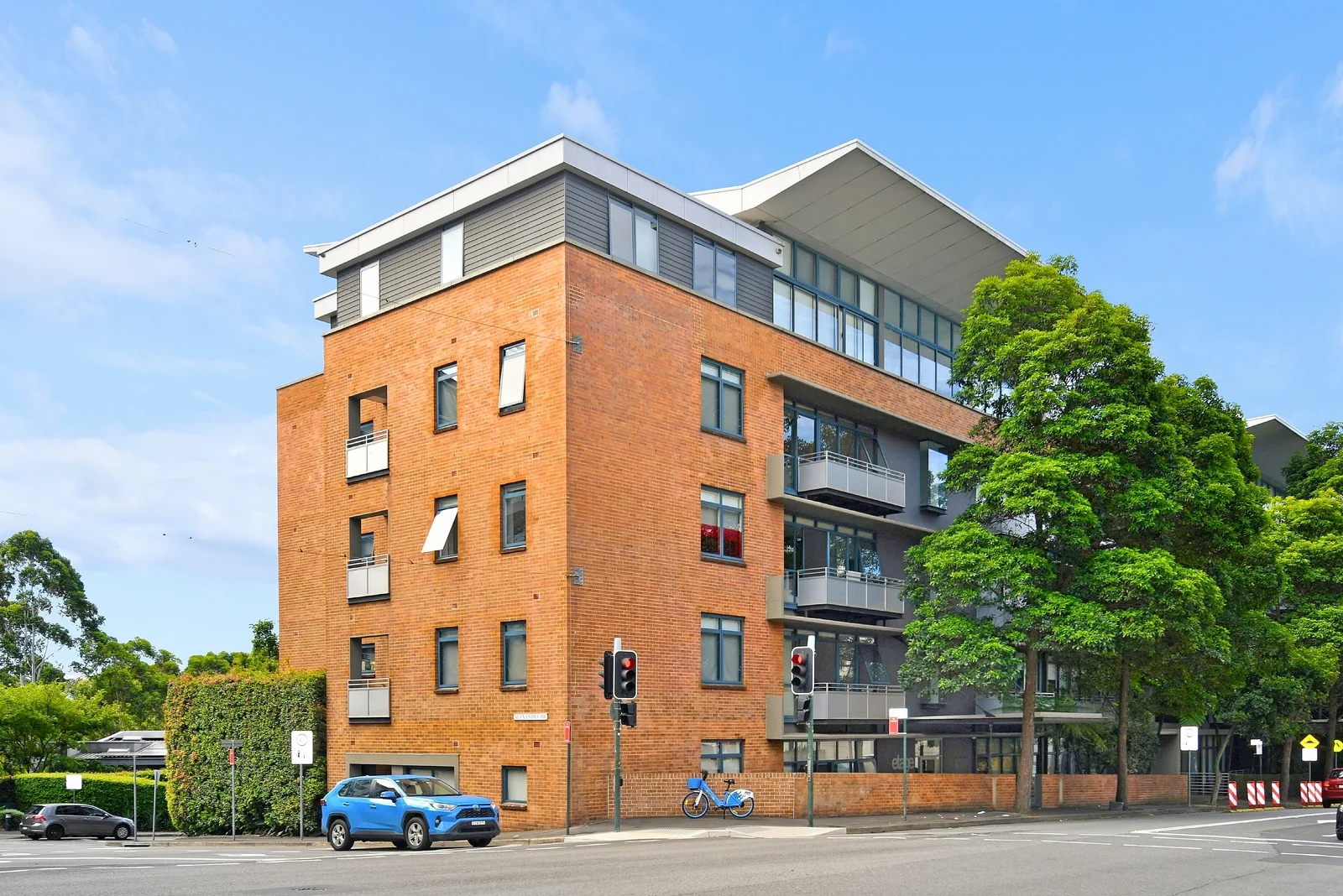 1/10 Pyrmont Bridge Road, Camperdown NSW 2050