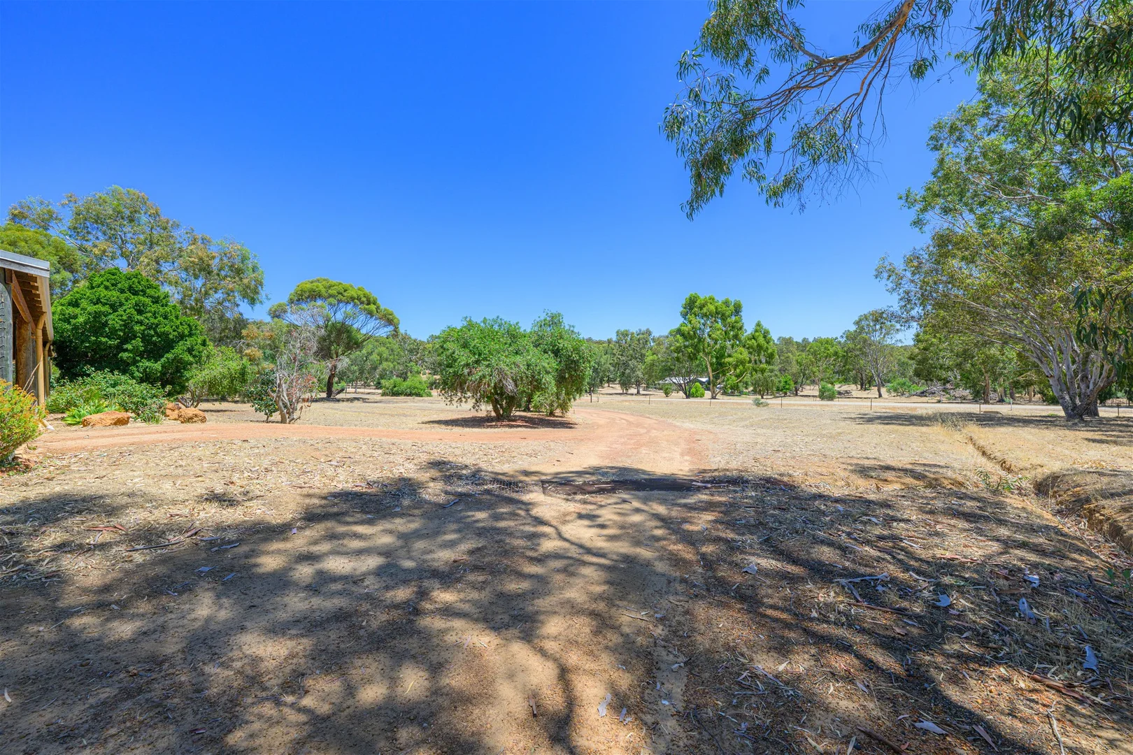 Additional image 3 of 53 Almond Avenue, Bakers Hill WA 6562