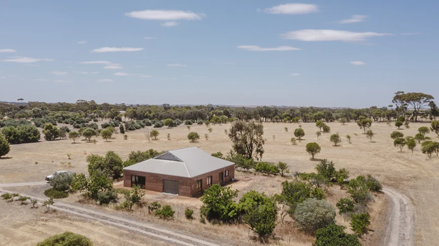 Additional image 30 of 2 York Road, Popanyinning WA 6309