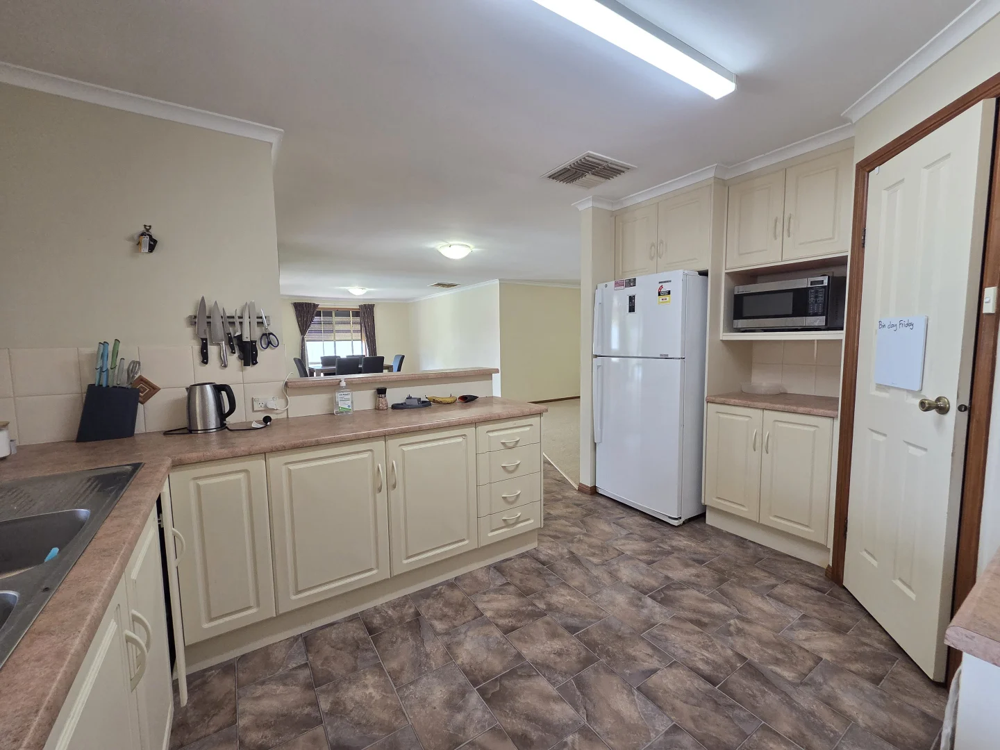 Additional image 12 of 15 Maireana Circuit, Roxby Downs SA 5725