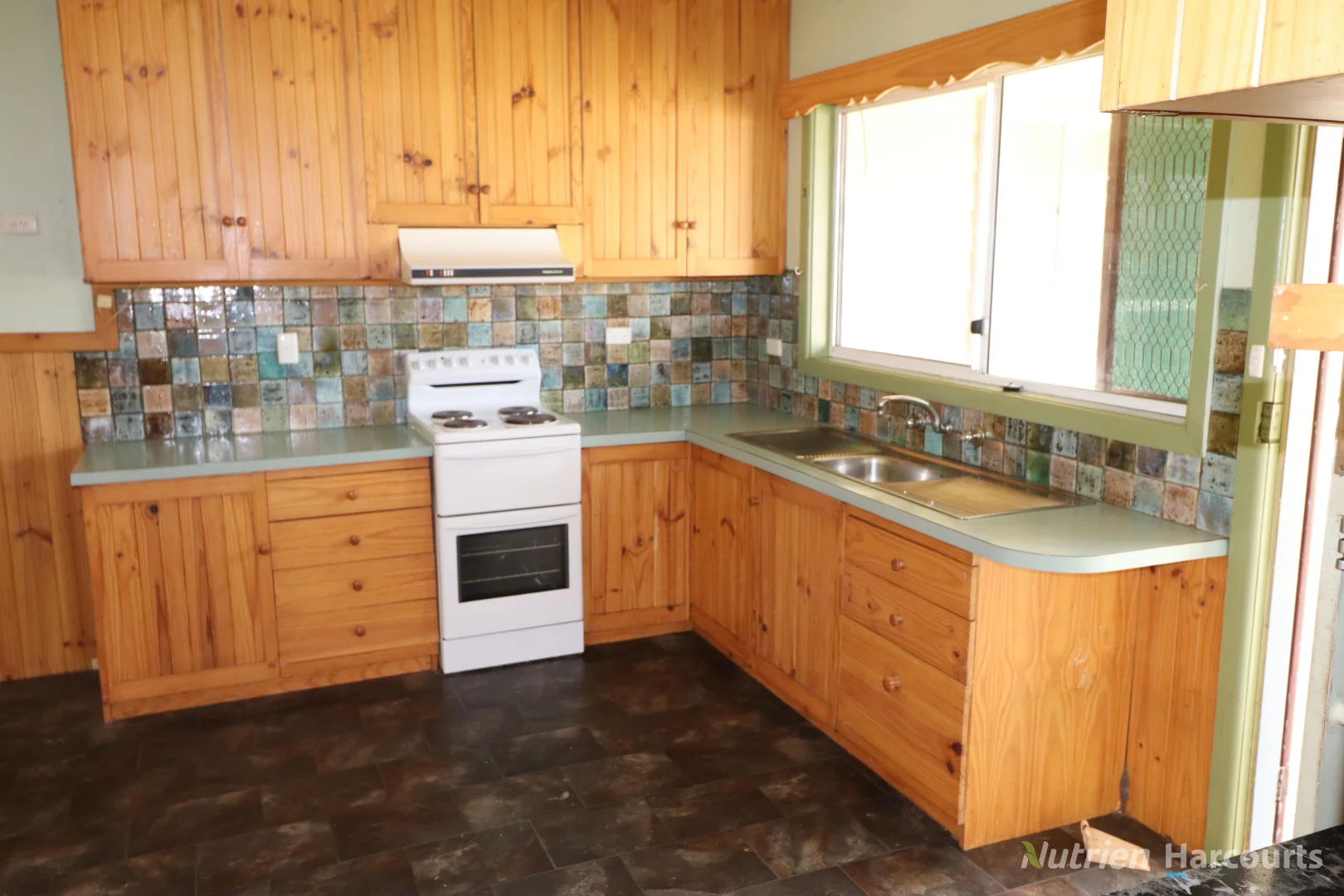 Additional image 14 of 190 Lake Road, Glenorchy VIC 3385