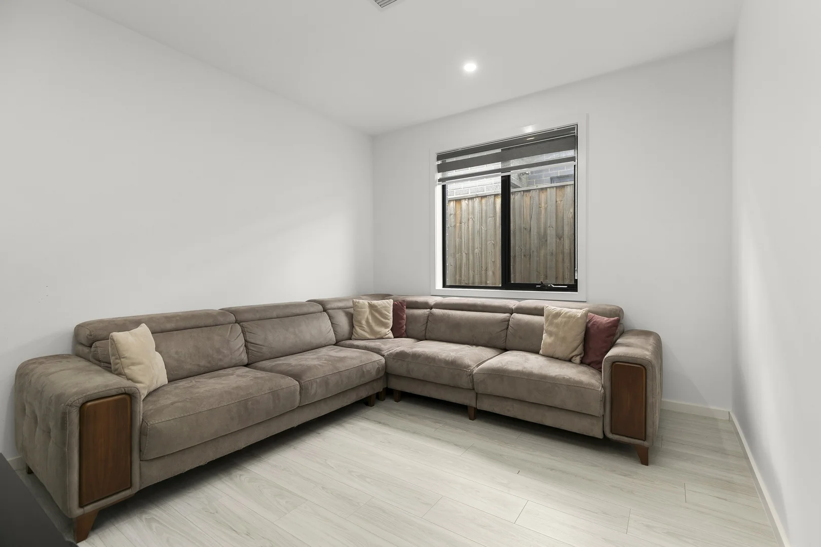 Additional image 3 of 45 Verdant Avenue, Greenvale VIC 3059