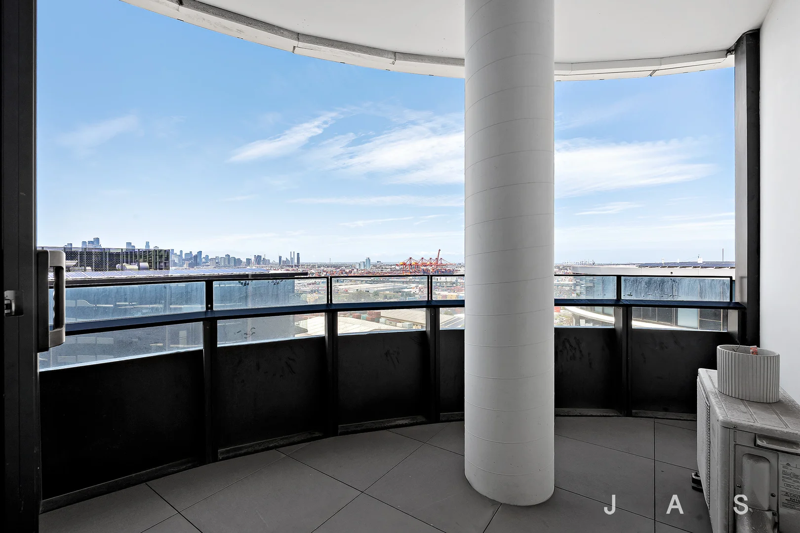 Additional image 4 of 1506/5 Joseph Road, Footscray VIC 3011