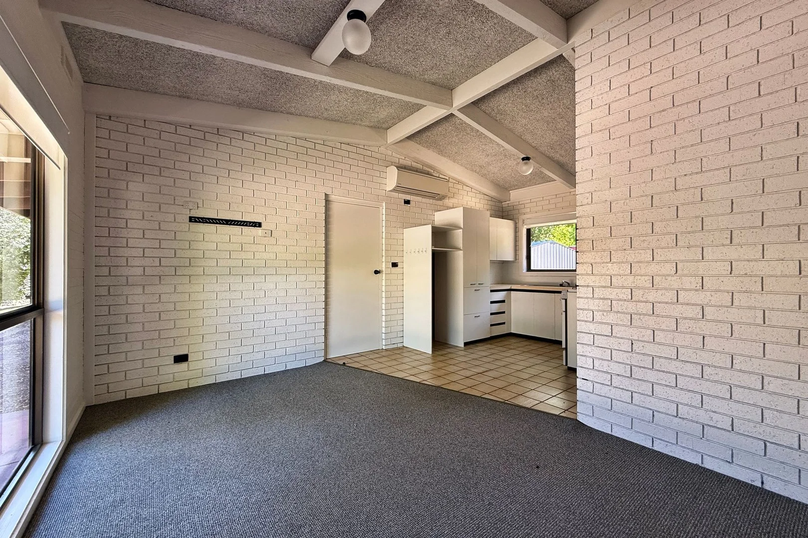 Additional image 4 of 8/7055 Great Alpine Road, Porepunkah VIC 3740