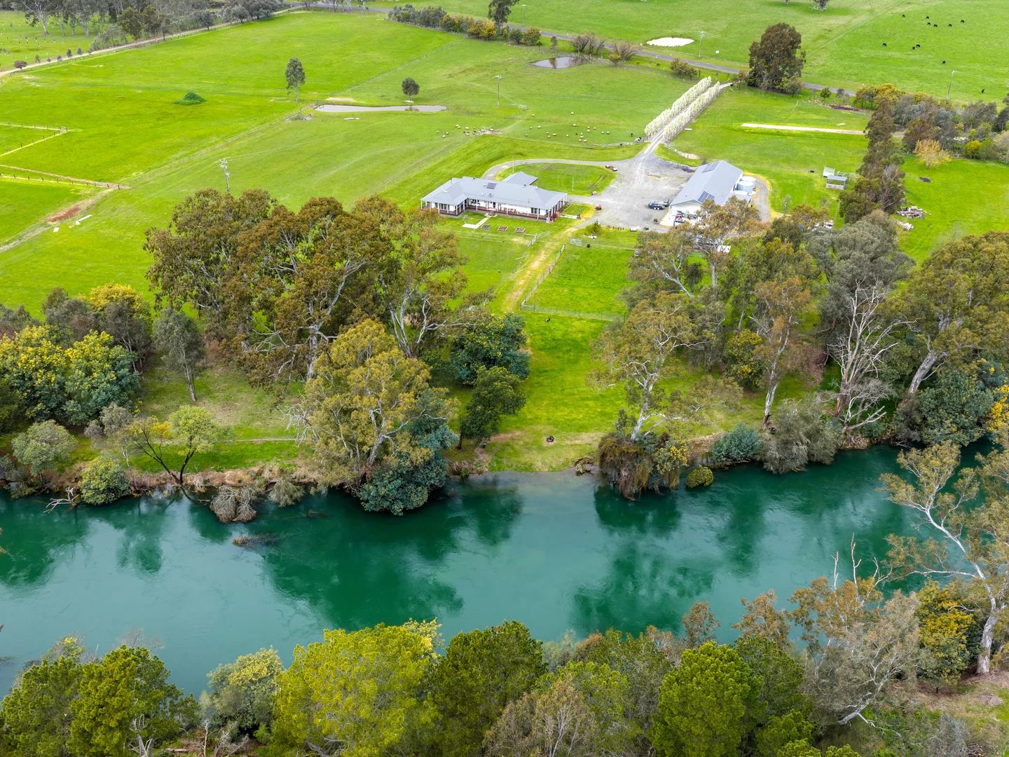Additional image 3 of 290 Goulburn Valley Highway, Eildon VIC 3713