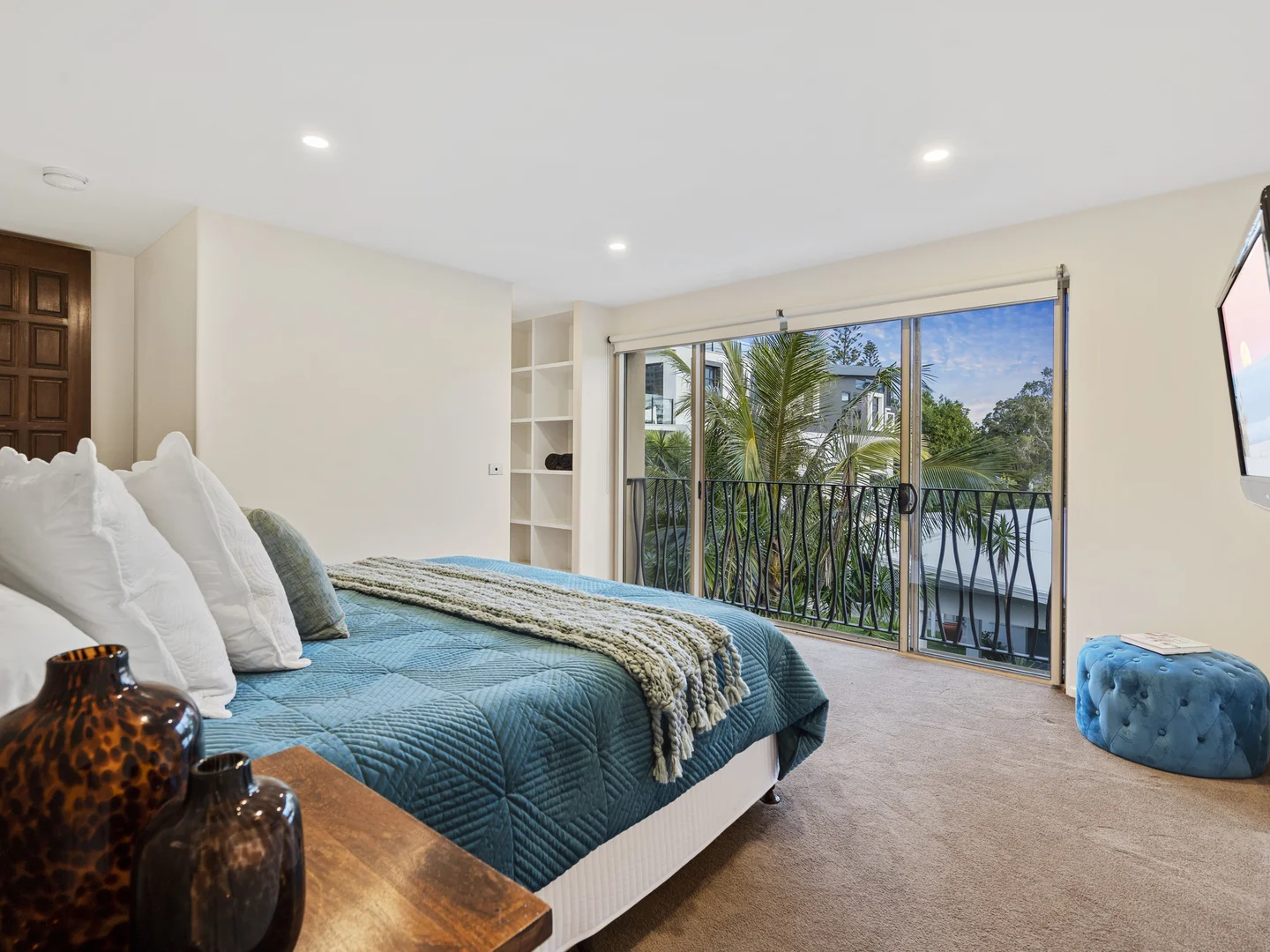 Additional image 20 of 2/42 Cronin Avenue, Main Beach QLD 4217