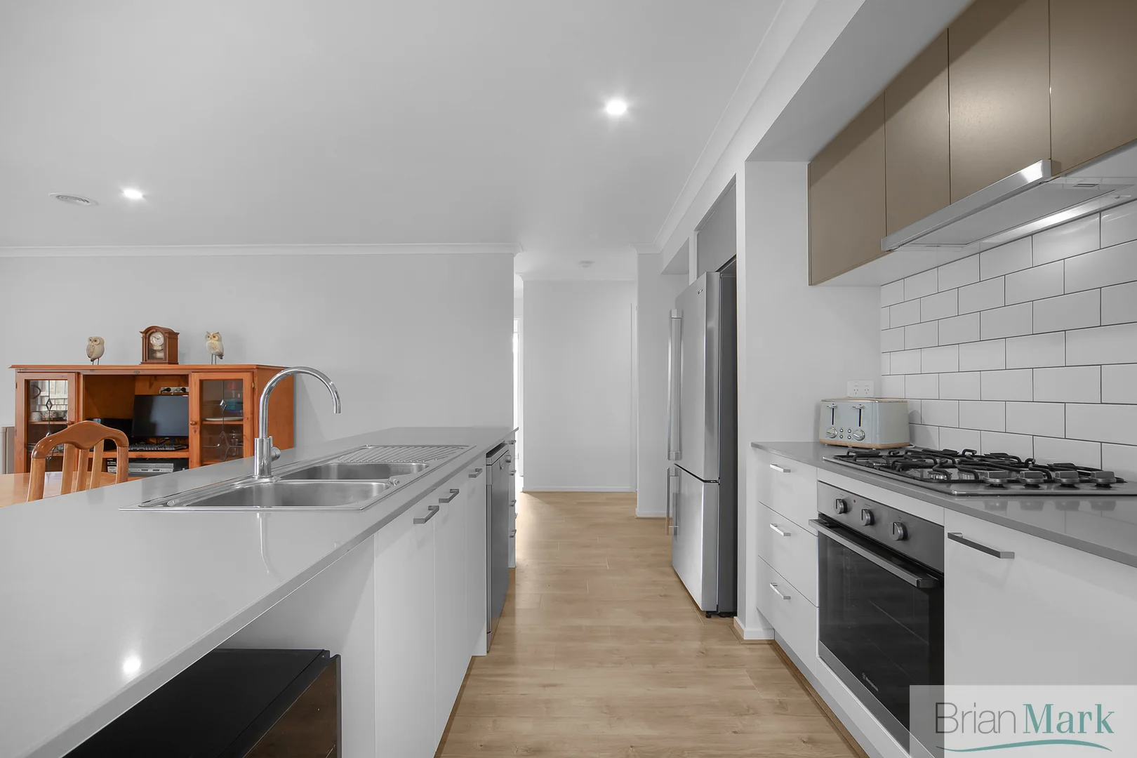 Additional image 3 of 6 Woodstock Drive, Eynesbury VIC 3338