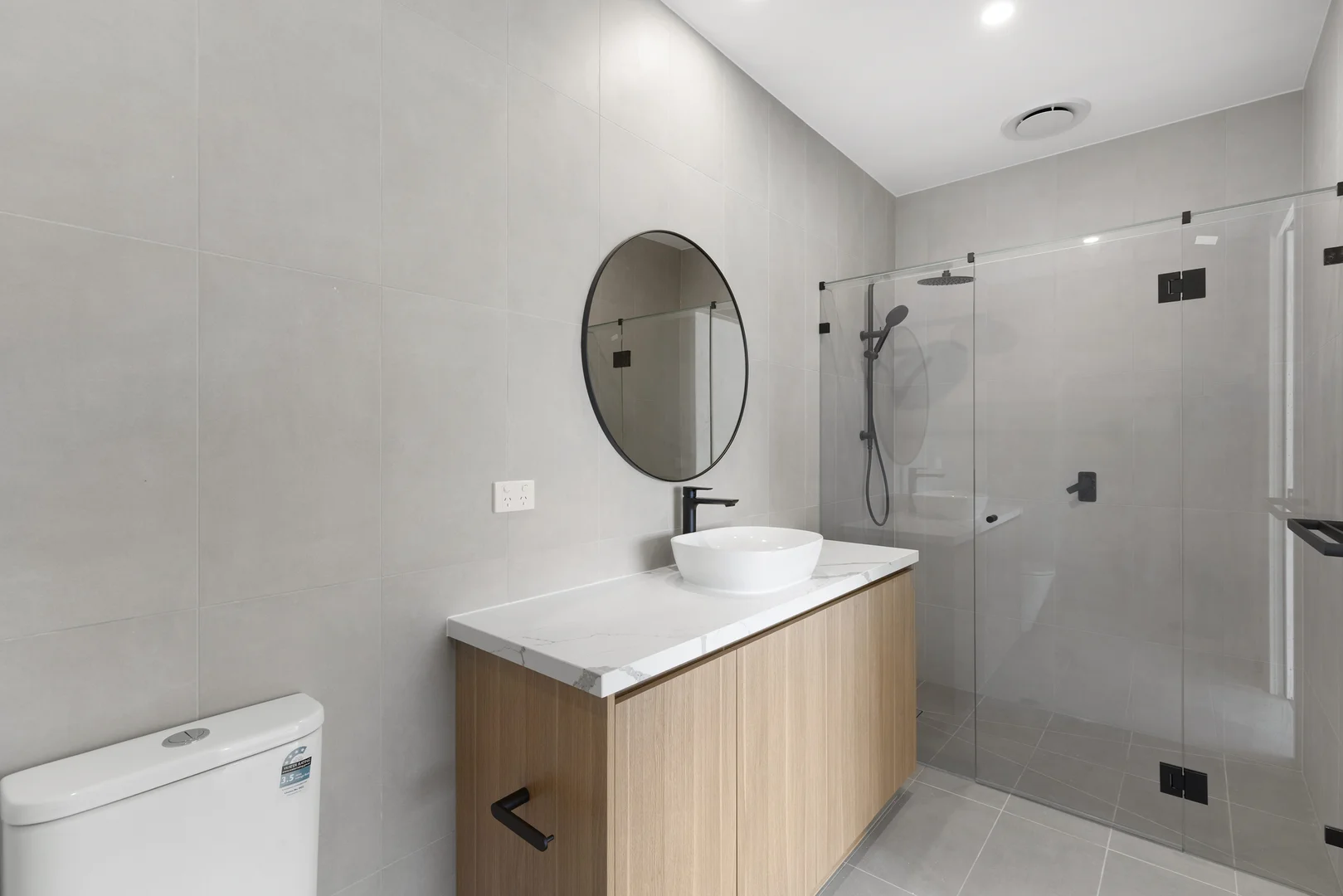 Additional image 3 of 2,3,5,6/5 Montgomery Place, Bulleen VIC 3105