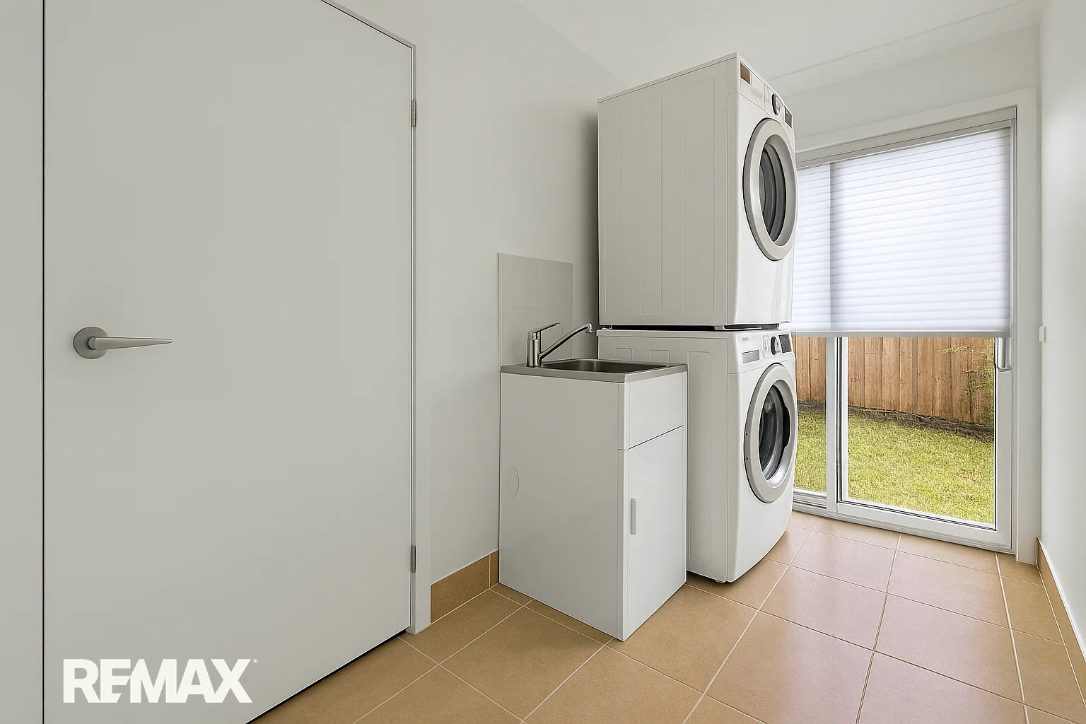 Additional image 14 of 16/122 Golf Links Road, Lakes Entrance VIC 3909