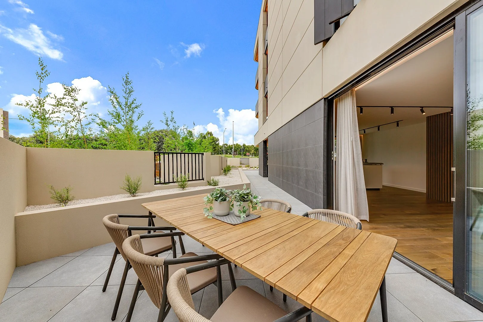 Additional image 29 of 27/7 State Circle, Forrest ACT 2603