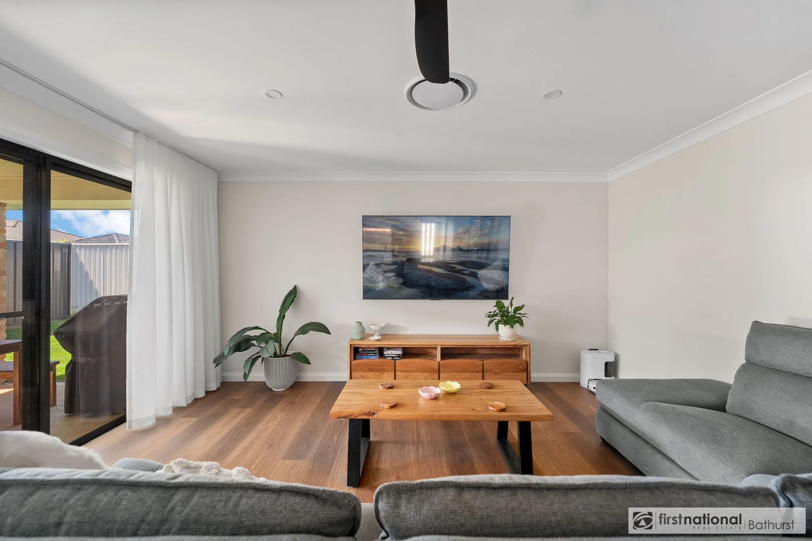 Additional image 6 of 2 Hoynes Circuit, Blayney NSW 2799