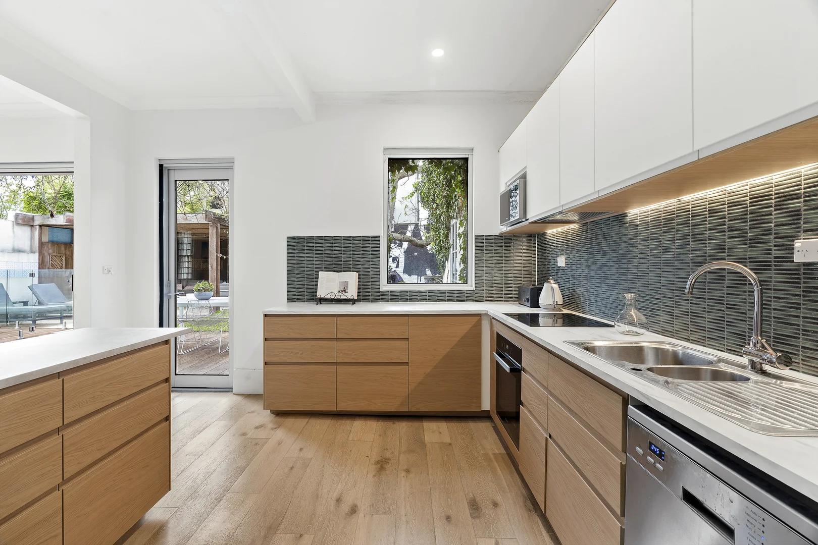 Additional image 11 of 123 Ormond Esplanade, Elwood VIC 3184