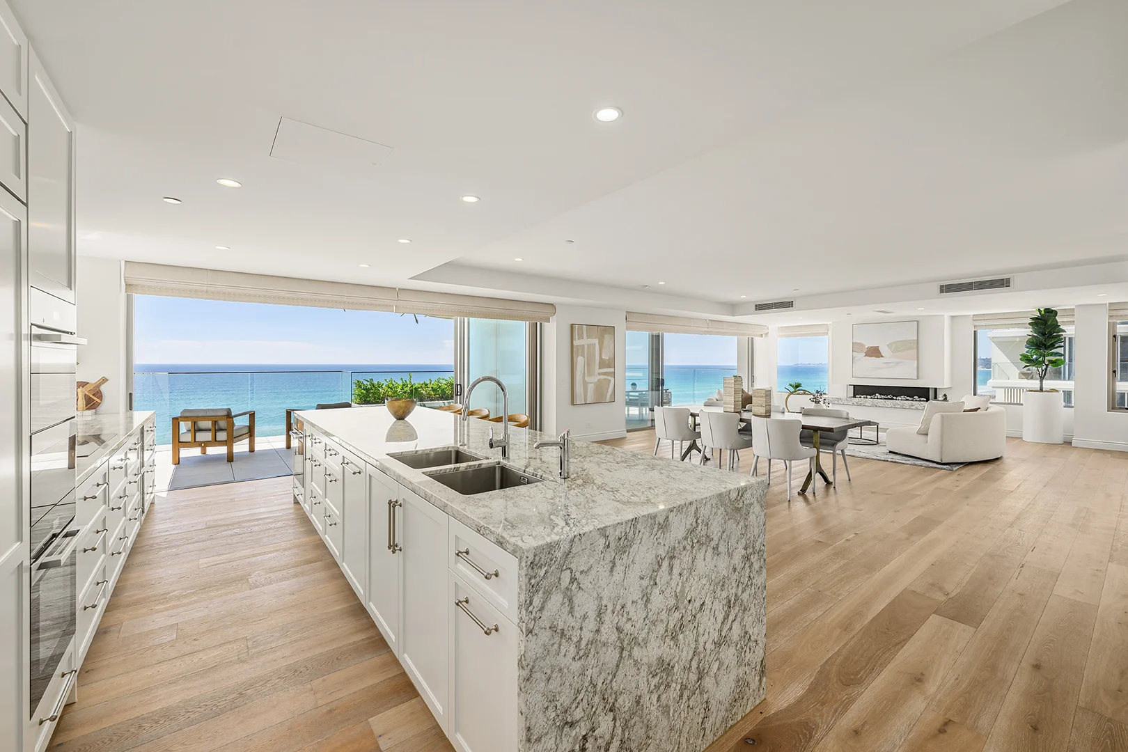 Additional image 3 of 701/468 The Esplanade, Palm Beach QLD 4221