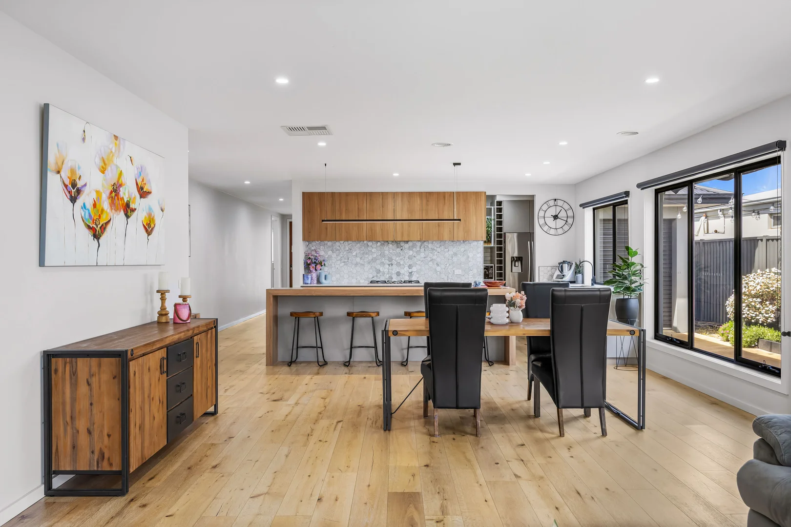 Additional image 8 of 8 Grainger Parade, Lucas VIC 3350