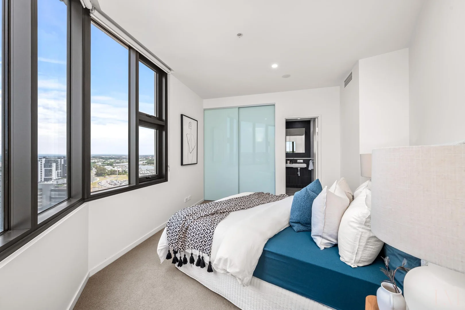 Additional image 16 of 1703/466 King Street, Newcastle West NSW 2302
