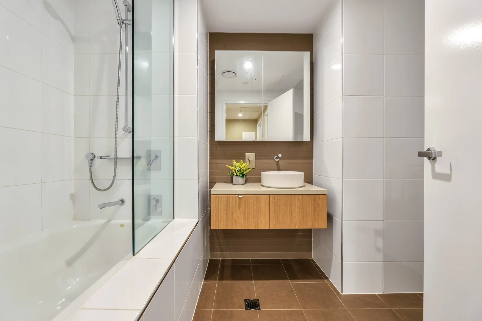 Additional image 21 of 228/19B Kitchener Drive, Darwin City NT 0800