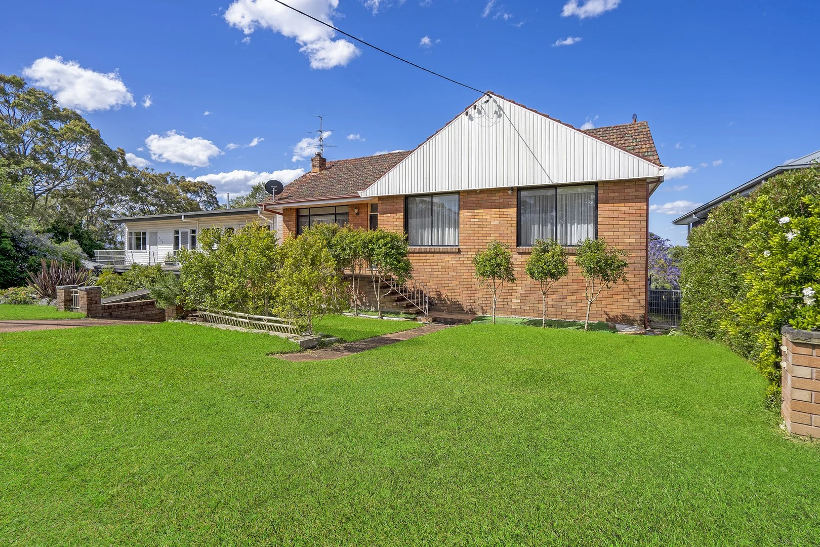 207 Excelsior Parade, Toronto NSW 2283