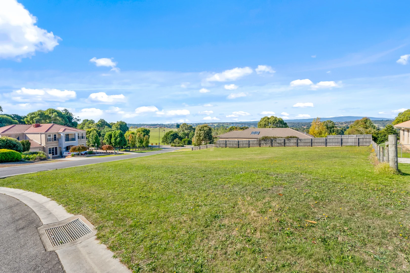 Additional image 8 of 1 Carmelo Court, Hidden Valley VIC 3756