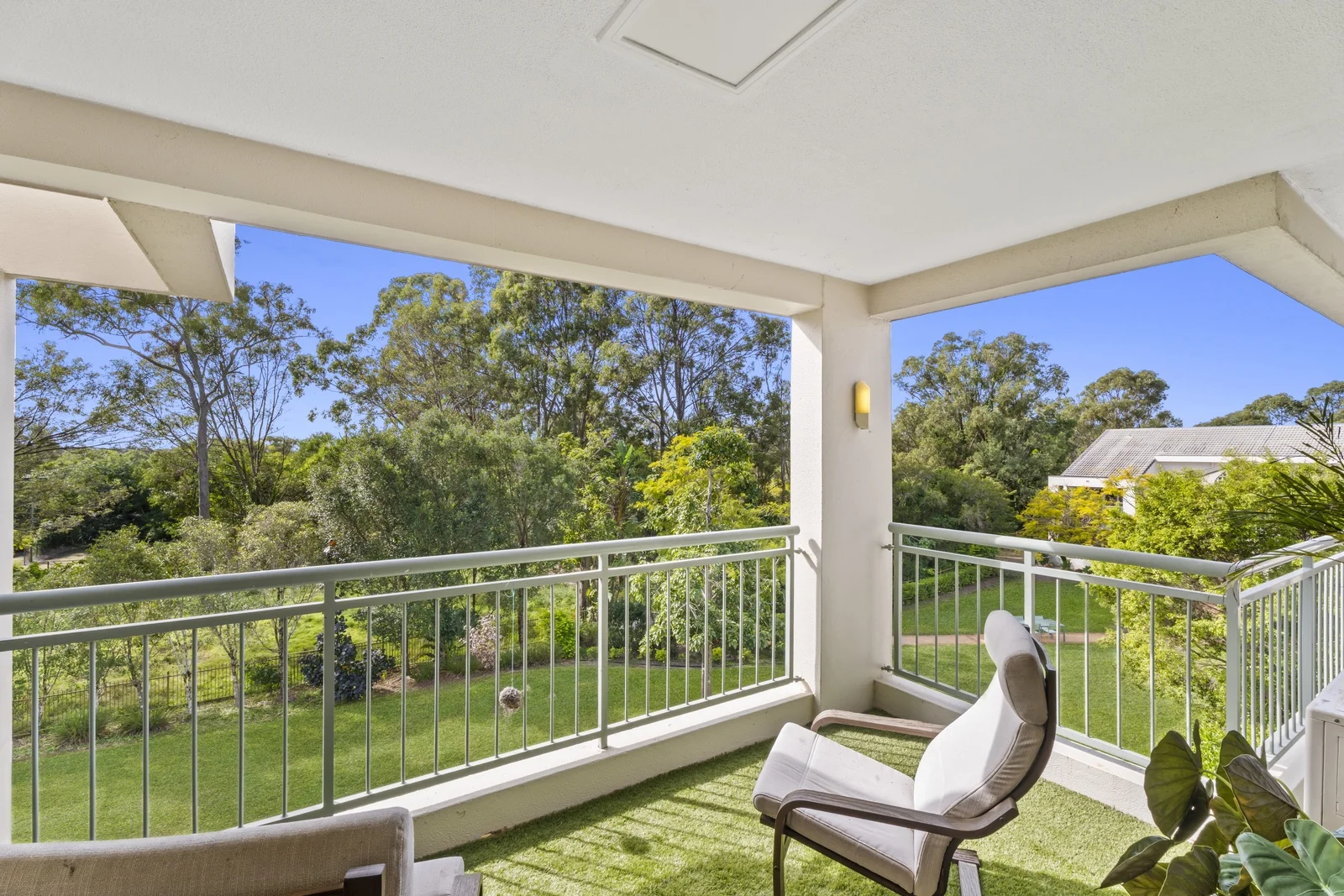 13/76-80 Chichester Drive, Arundel QLD 4214