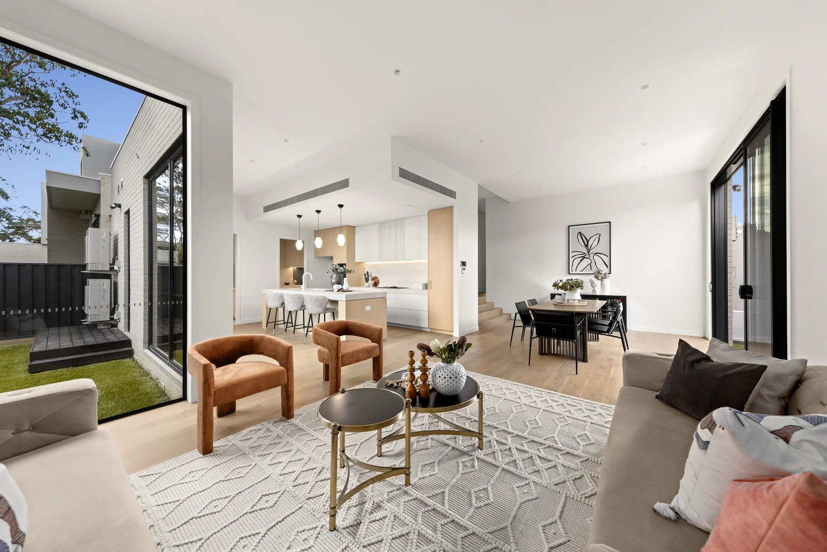 4/30 Strabane Avenue, Mont Albert North VIC 3129