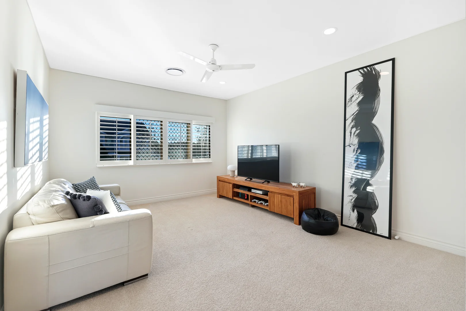 Additional image 31 of 102 Commodore Drive, Paradise Waters QLD 4217