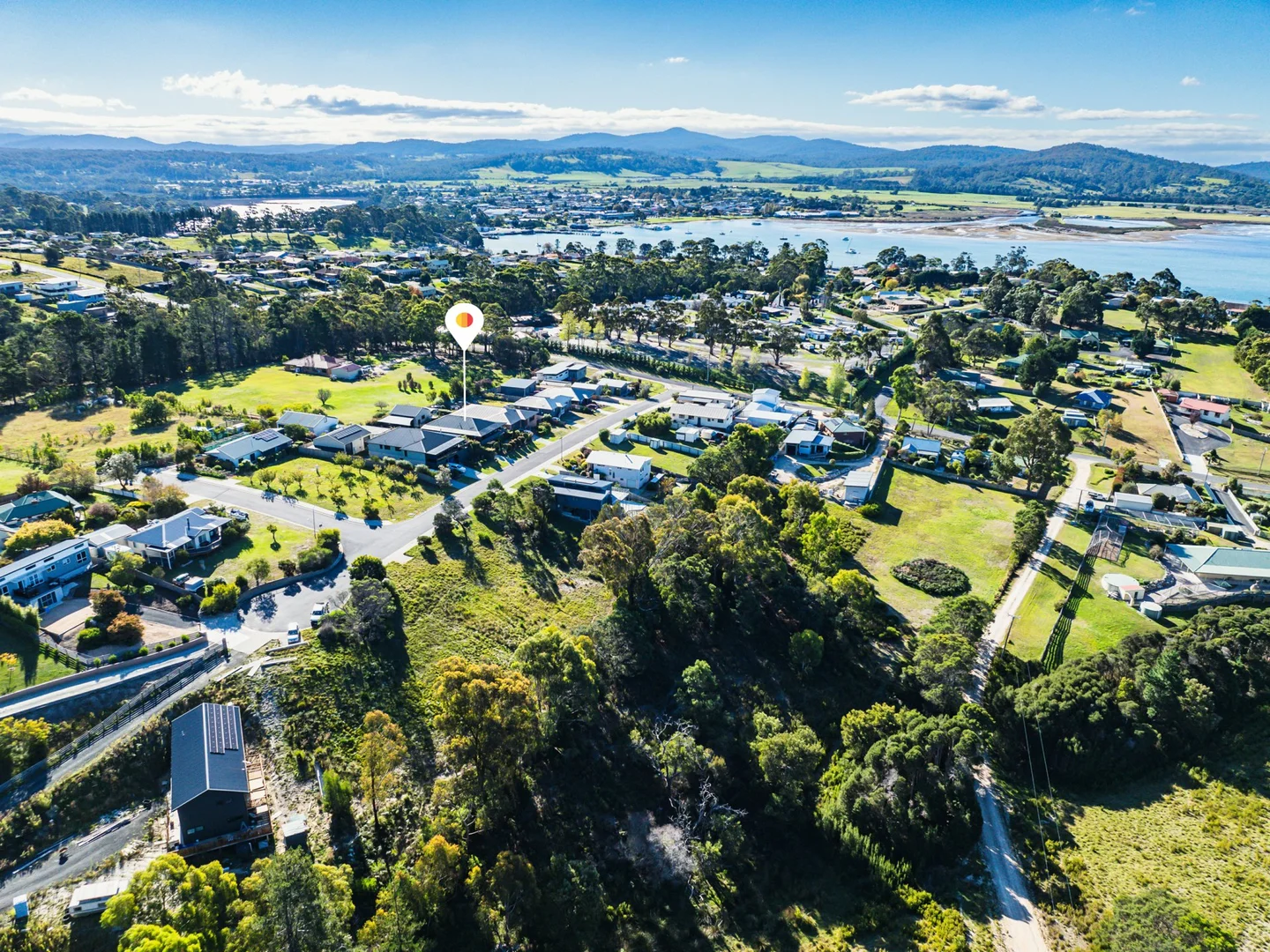 Additional image 35 of 10 Bayvista Rise, St Helens TAS 7216