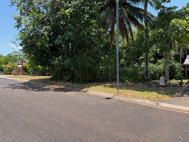 Additional image 19 of 16 Royal Palm Dr, Mission Beach QLD 4852