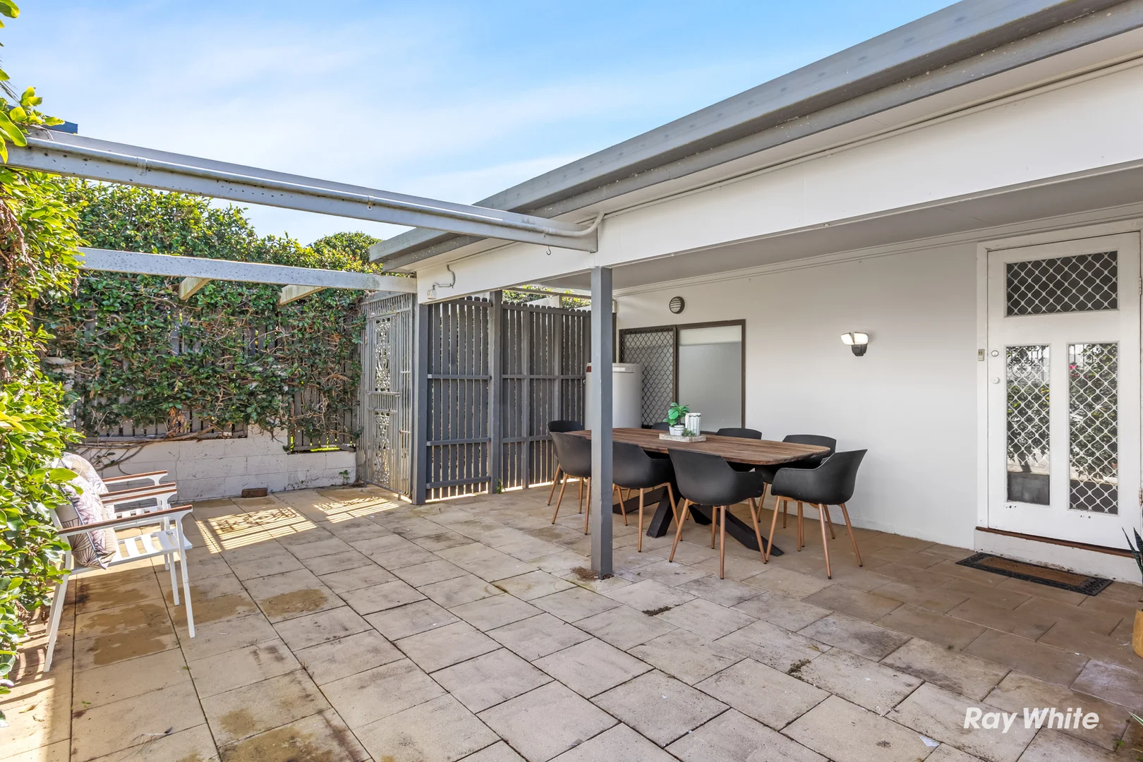 Additional image 14 of 20 Ocean Parade, Cooee Bay QLD 4703