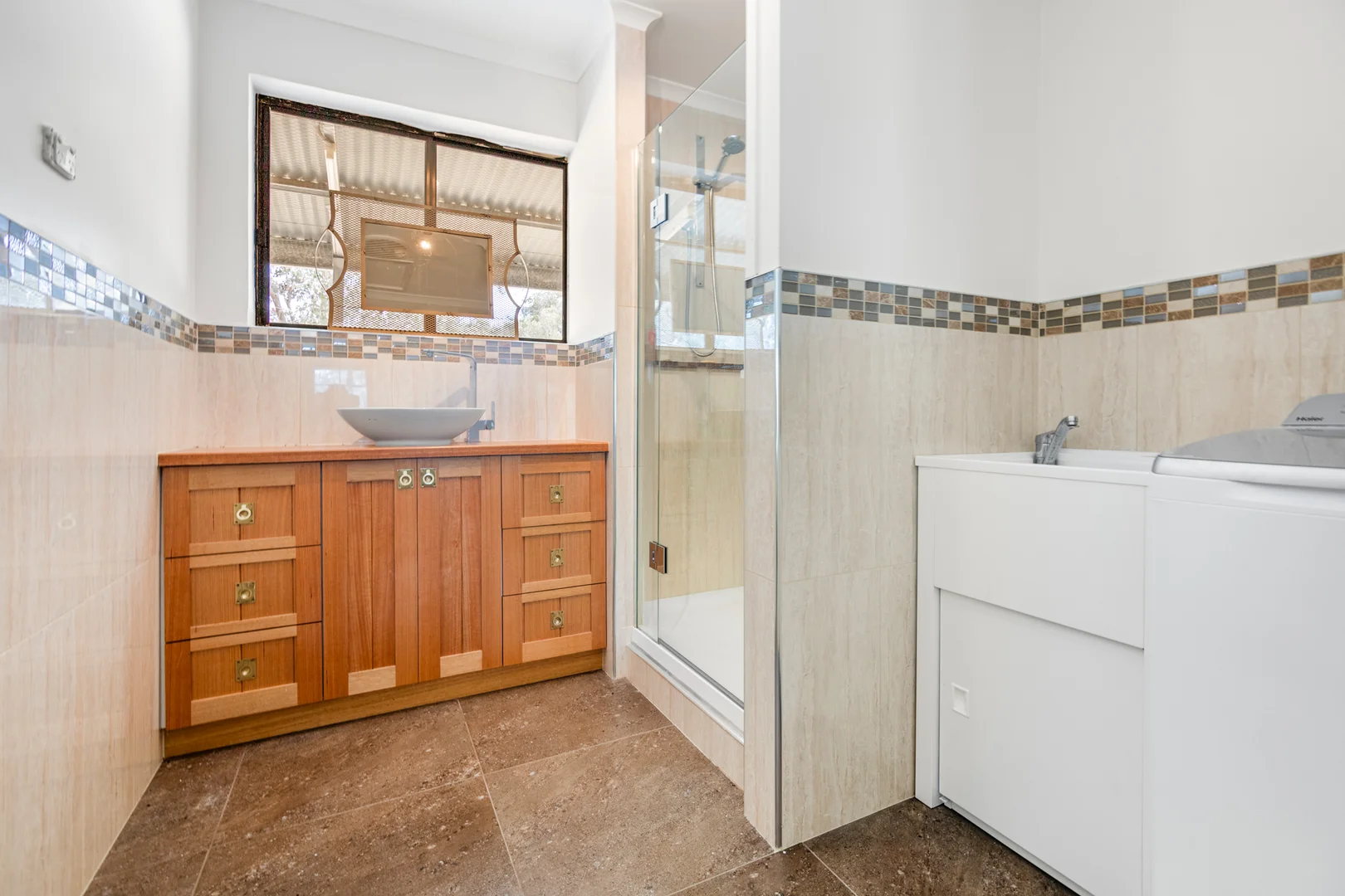 Additional image 12 of 3 Deason Road, Stuart Mill VIC 3477