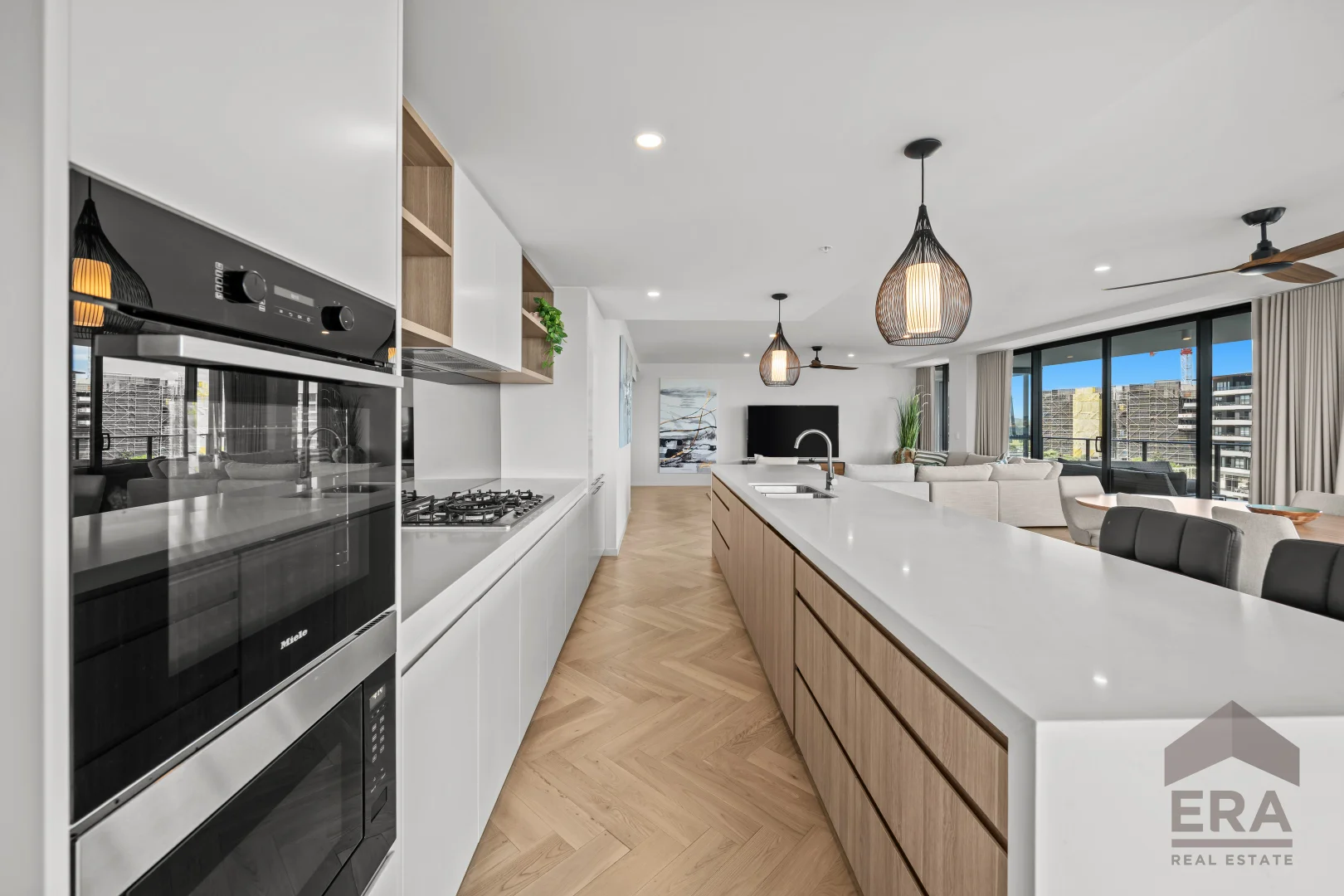 Additional image 5 of 1601/10 Sickle Avenue, Hope Island QLD 4212