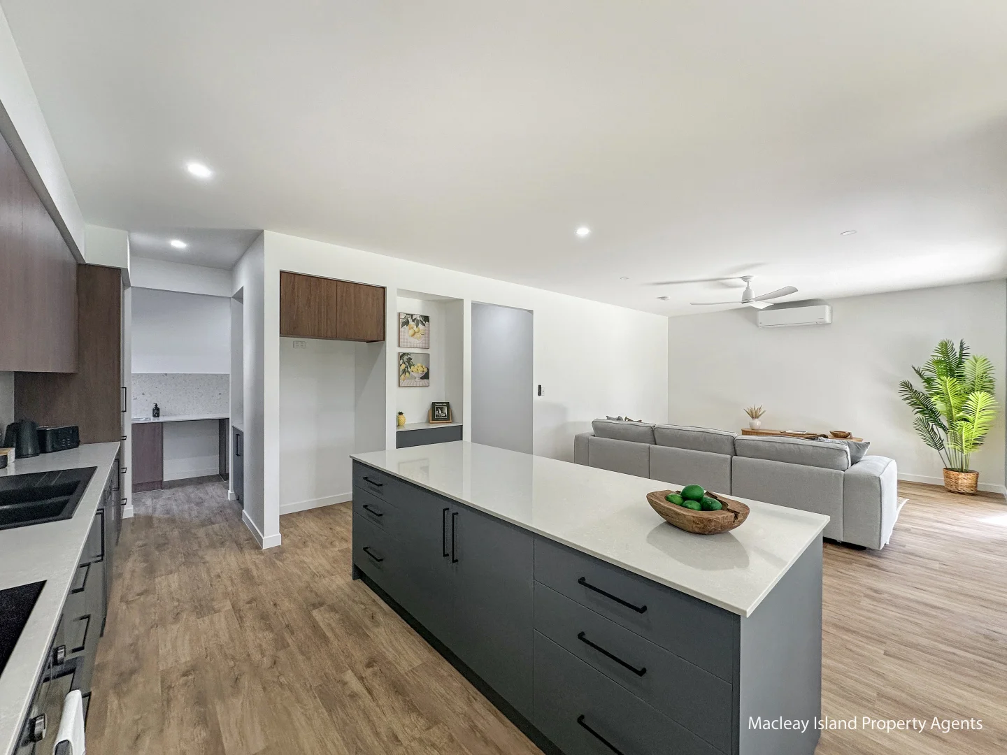 Additional image 7 of 25 Betty Street, Macleay Island QLD 4184