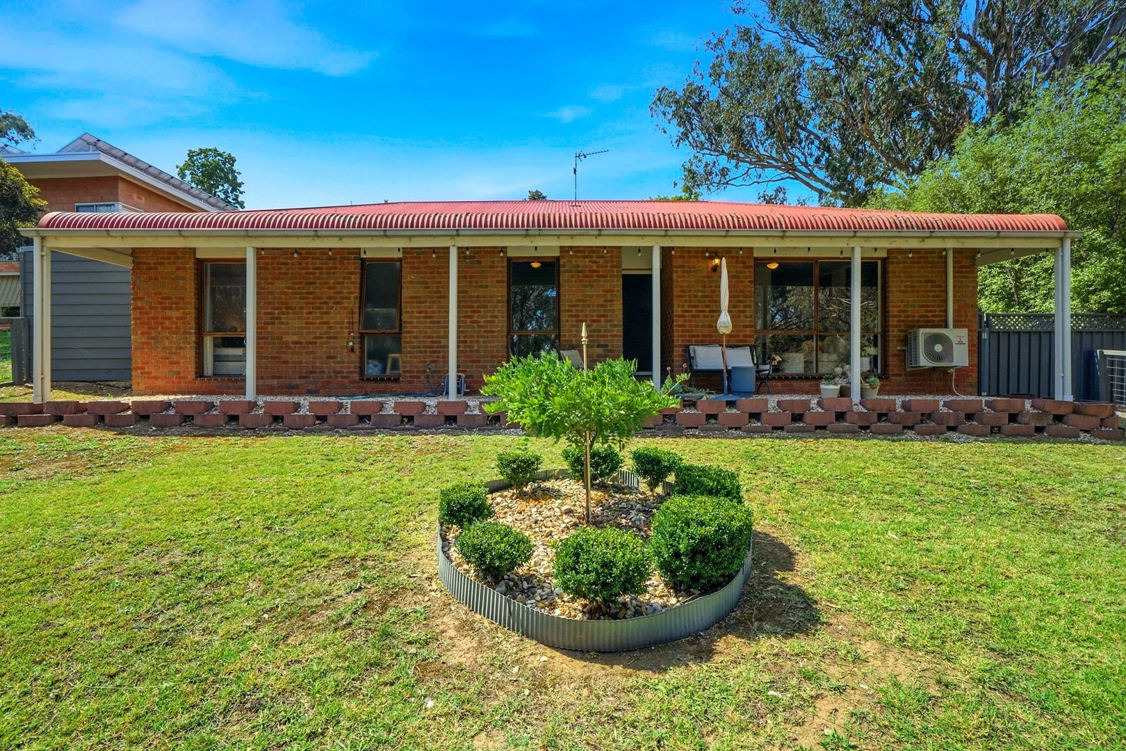 2B Delhi St, Seymour VIC 3660