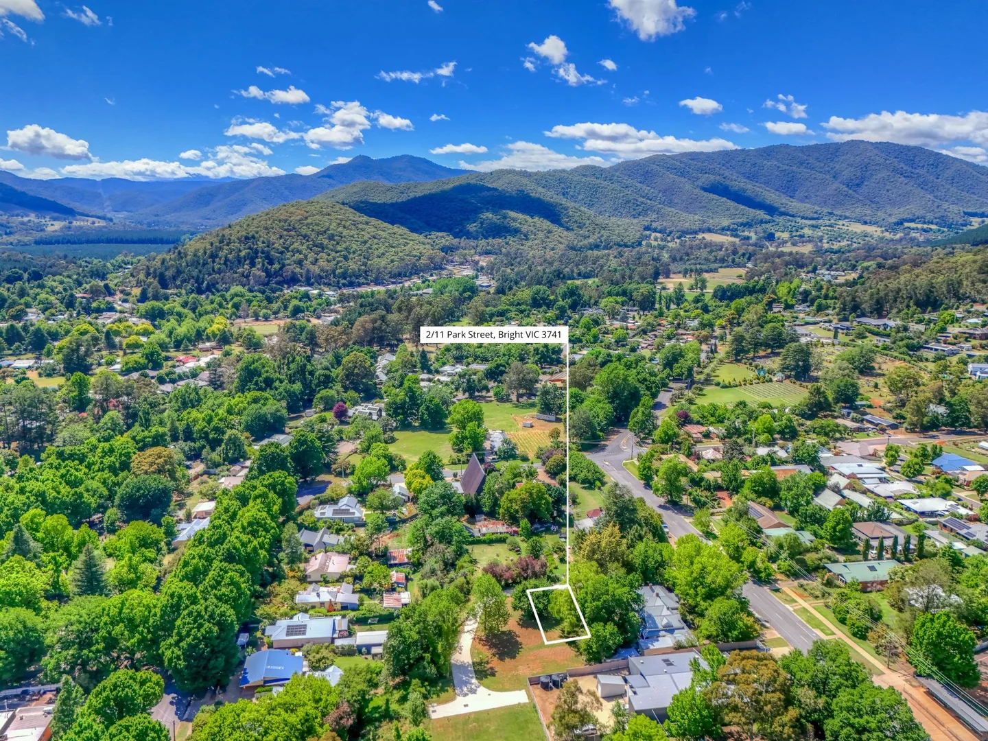 Additional image 3 of 2-4/11 Park Street, Bright VIC 3741