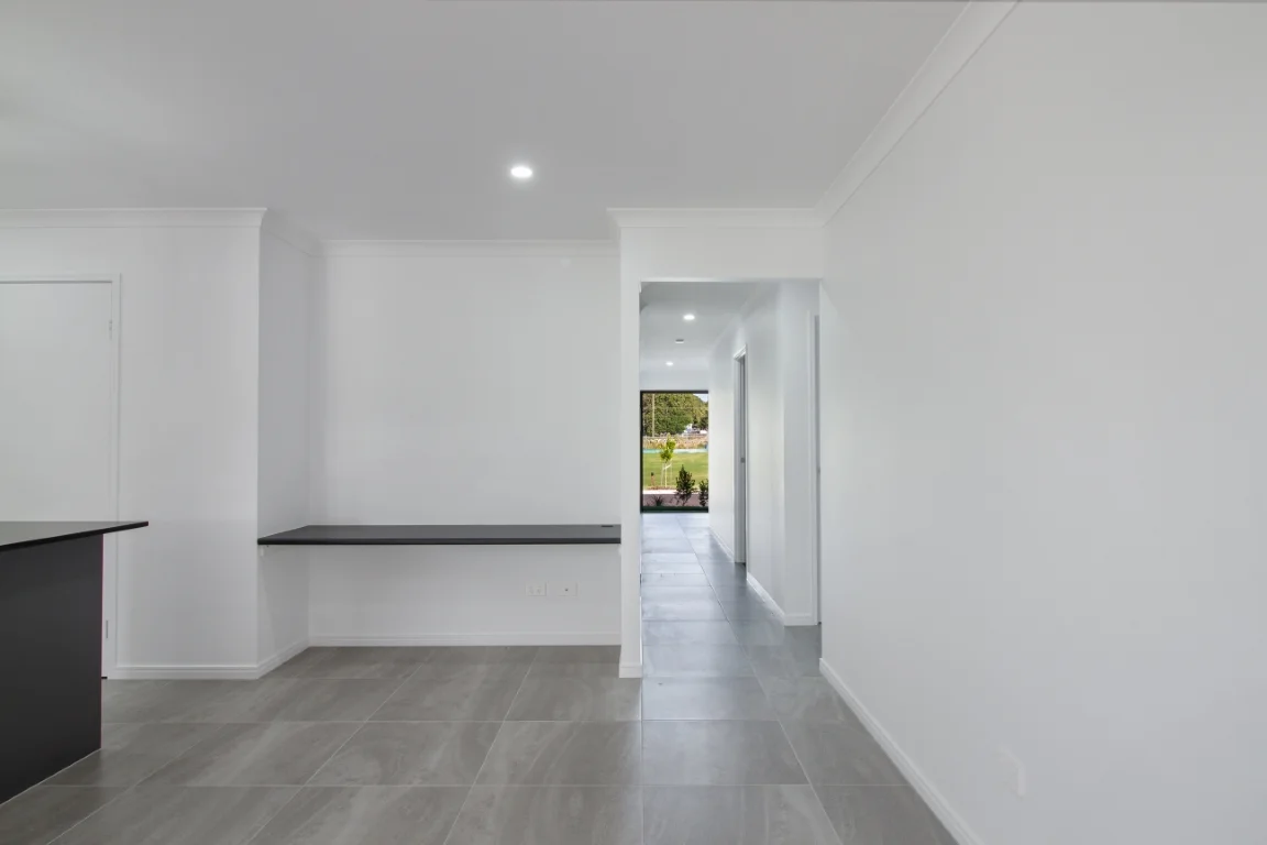 Additional image 14 of Clyde VIC 3978