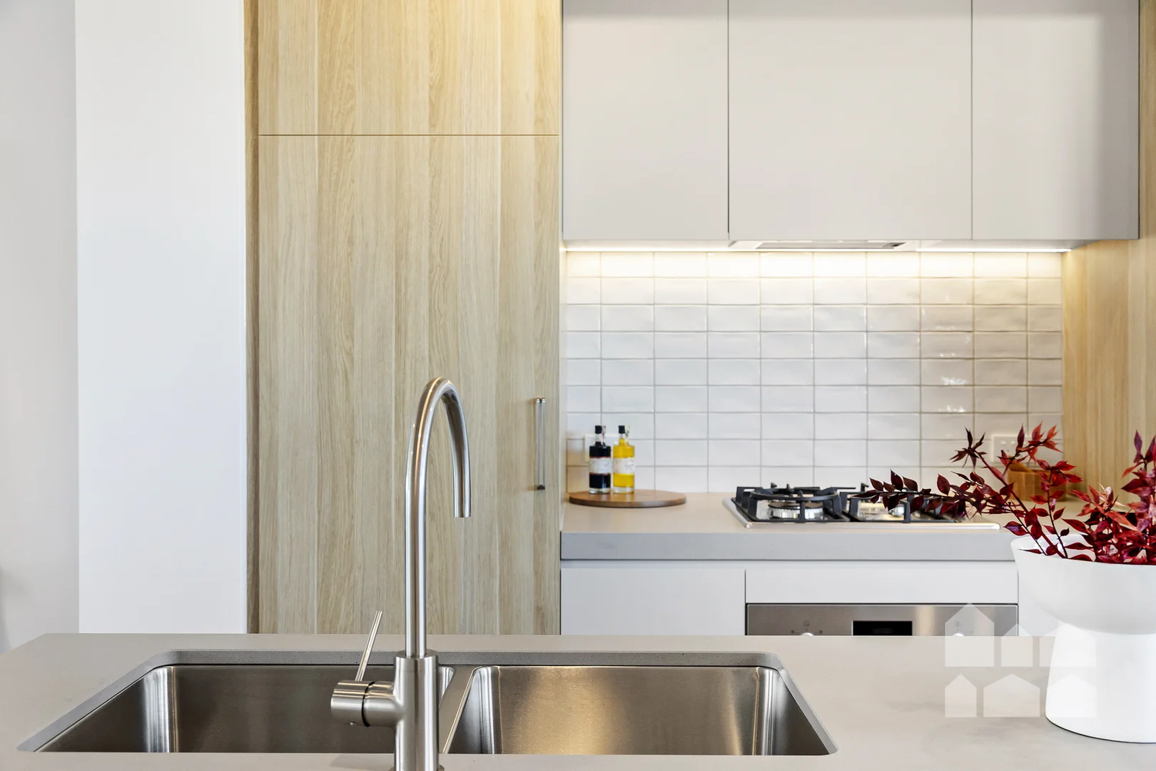 Additional image 5 of 216 Buckley Street, Footscray VIC 3011