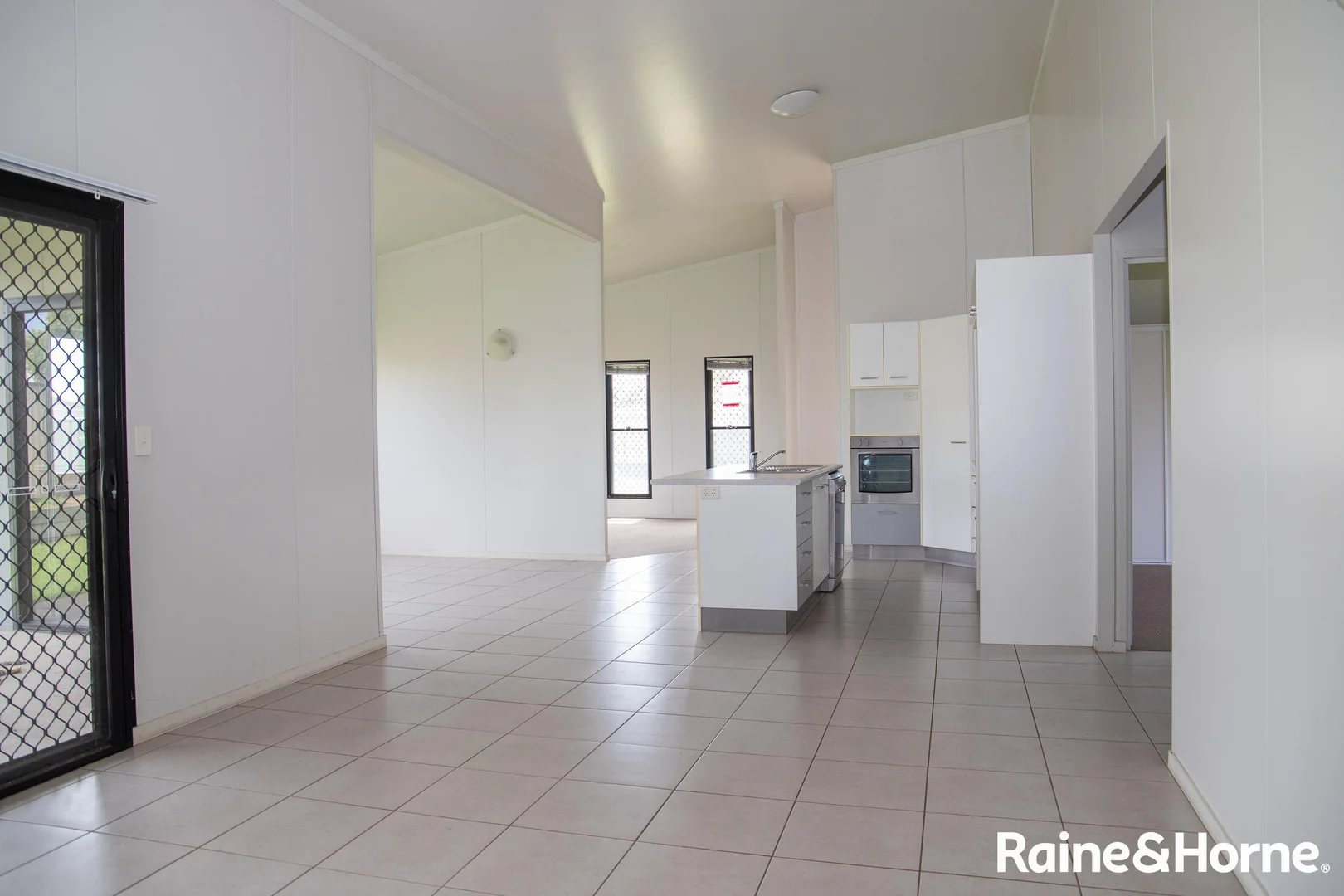Additional image 4 of 11 Hannay Street, Moranbah QLD 4744