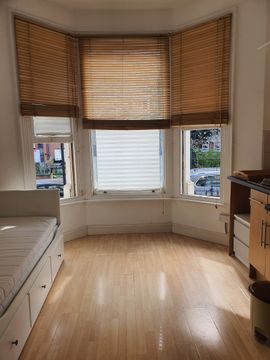 Lisgar Terrace, London W14, Studio to rent