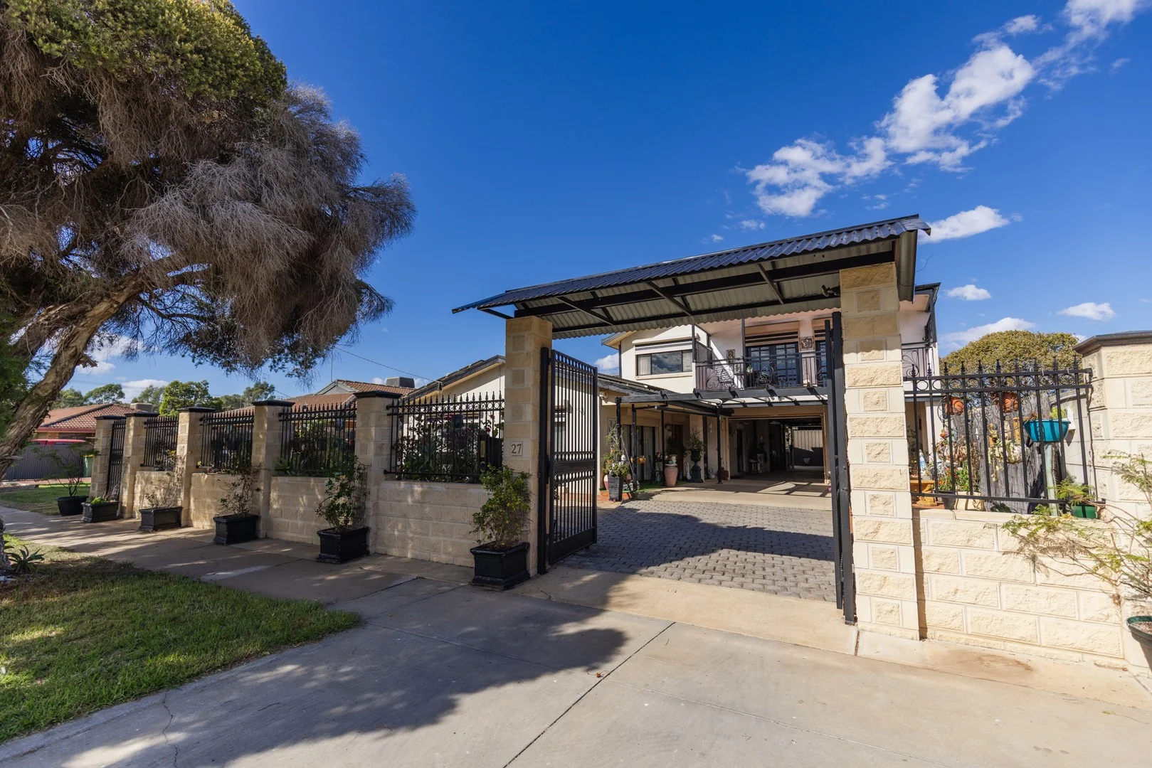 27 Arnoldt Street, Swan Hill VIC 3585