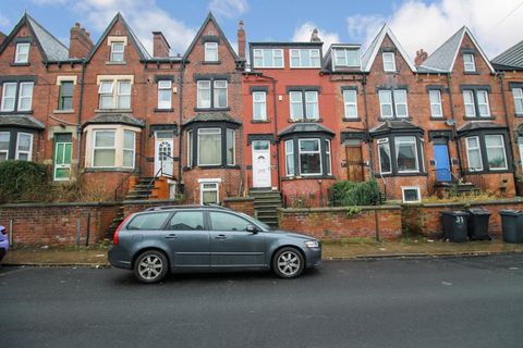 Roundhay Mount, Leeds, West Yorkshire LS8, Room to rent