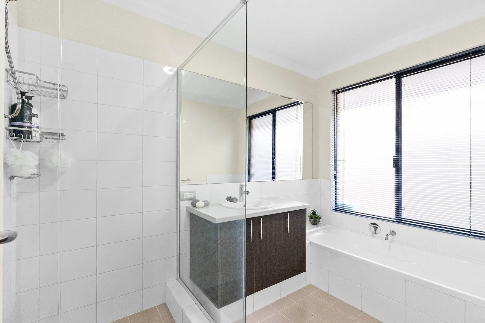 Additional image 30 of 32 Florida Drive, Landsdale WA 6065