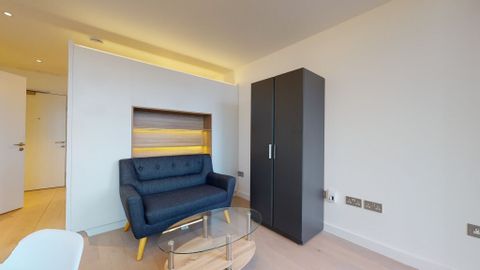 Highgate Hill, London N19, Studio to rent