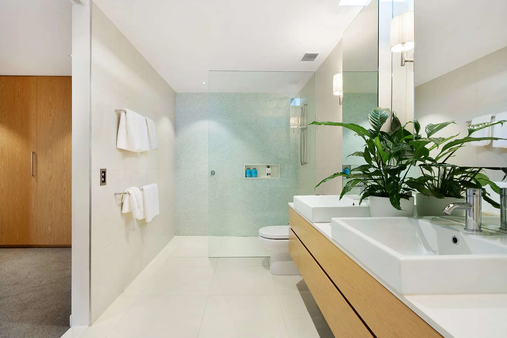 Additional image 11 of 501/6-8 Eastern Beach Road, Geelong VIC 3220